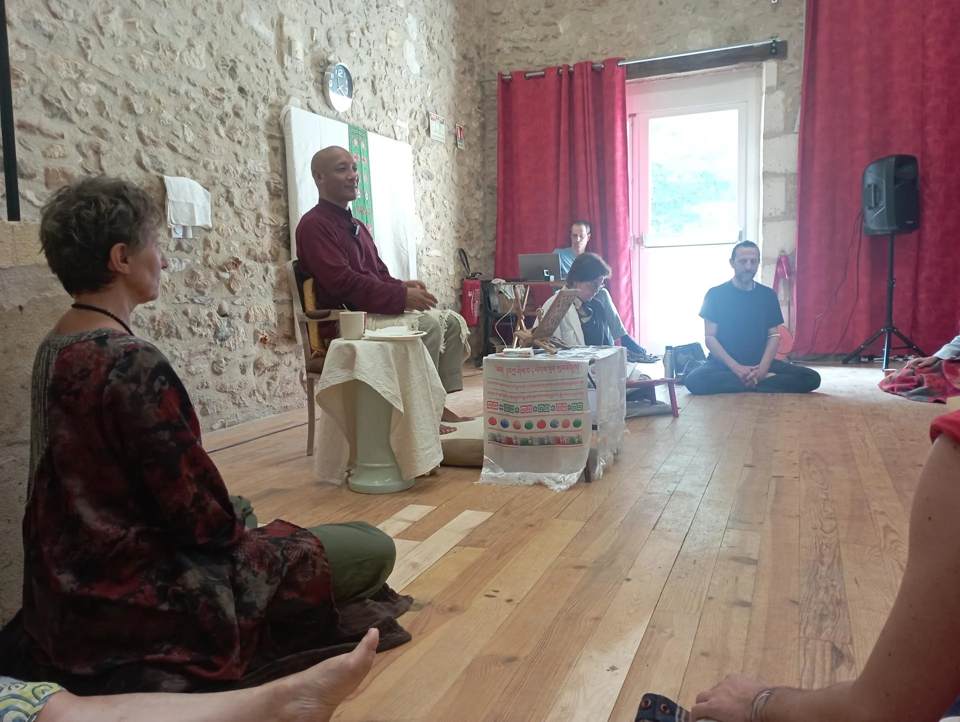 Public talk at eglise neuve d issac 2025